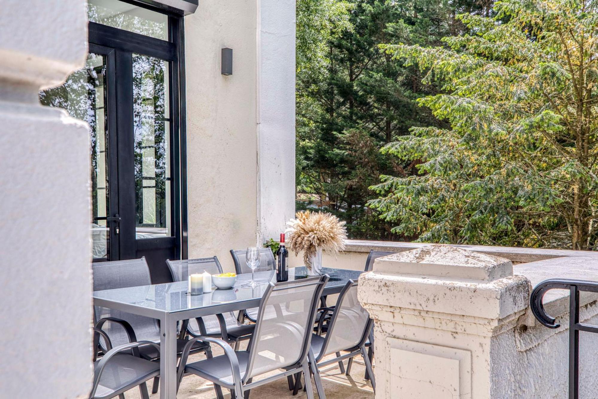 1 - Grand Appartement Spacieux Dans Un Chateau Du 17Eme Siecle, A 15Min De Lyon Vourles Εξωτερικό φωτογραφία